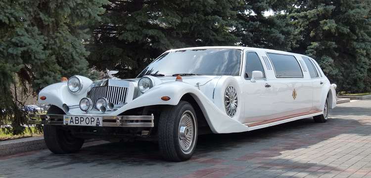 Wer in Donezk Geld hat, zeigt dies auch - Fotocredit / Ulrich Krökel, n-ost