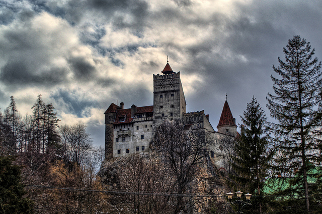 Schloss Bran soll Dracula-Autor Bram Stoker als Inspiration gedient haben / Tsvetelin Pavlov, Flickr, CC BY-NC-SA 2.0