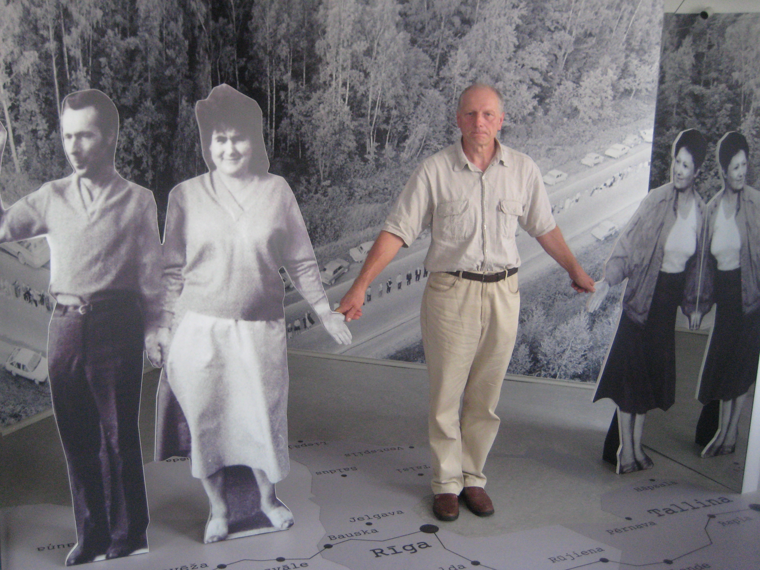 Mitorganisator Dainis Ivans, hier im Rigaer Volksfrontmuseum, stand am 23. August 1989 als Teil der Menschenkette genau auf der estnisch-lettischen Grenze / Birgit Johannsmeier, n-ost