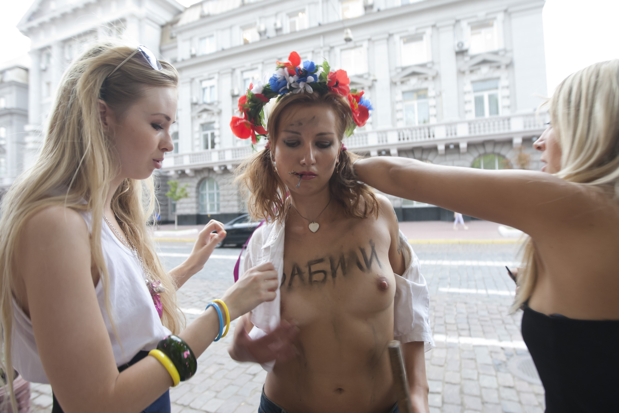 Protest auch ohne Unterwäsche / Femen