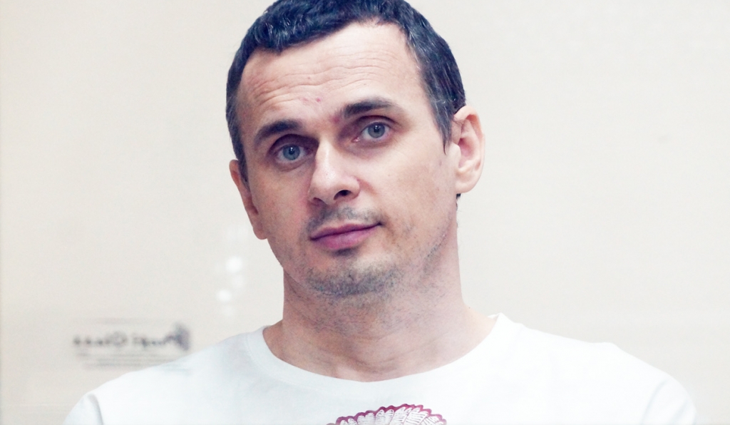 Der ukrainische Filmemacher Oleg Senzow bei seinem Prozess im August 2015 im russischen Rostow am Don. Das Urteil: 20 Jahre Lagerhaft. /  Quelle: Wikipedia CC BY-SA 4.0   