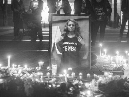 Commemoration of Viktoria Marinova the day after her violent death. / Source: KlinKlin.bg