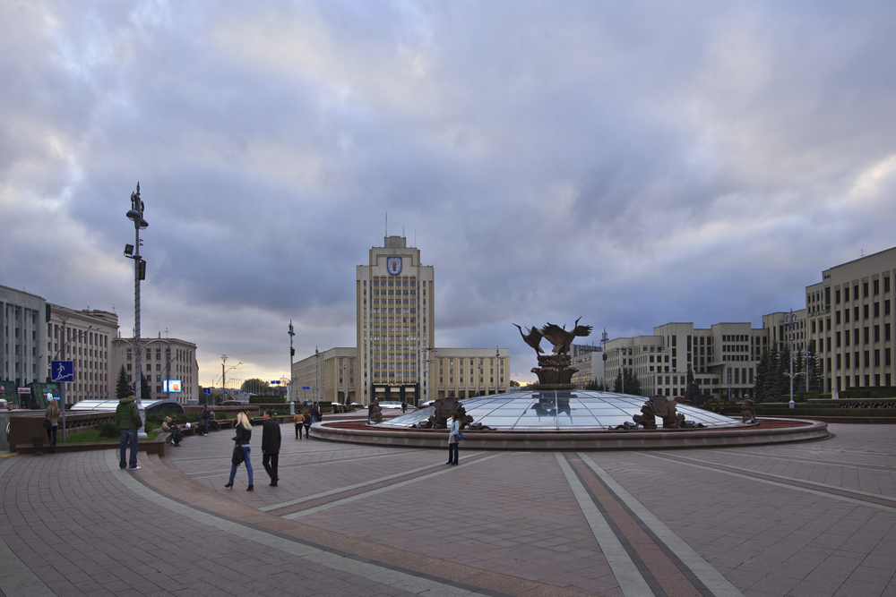 Der Unabhängigkeitsplatz in Minsk. / Stefan Günther, n-ost