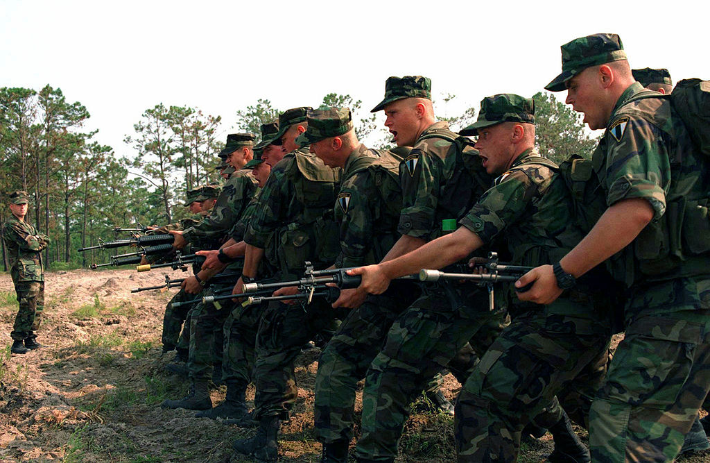 Estnische Soldaten in einem Trainingscamp in den USA. / Foto: Wikipedia / 960820-M-8708Y-005