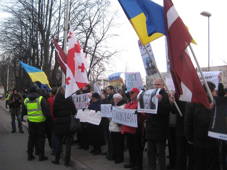 Demonstration in Riga gegen die Annexion der Krim / Birgit Johannsmeier, n-ost