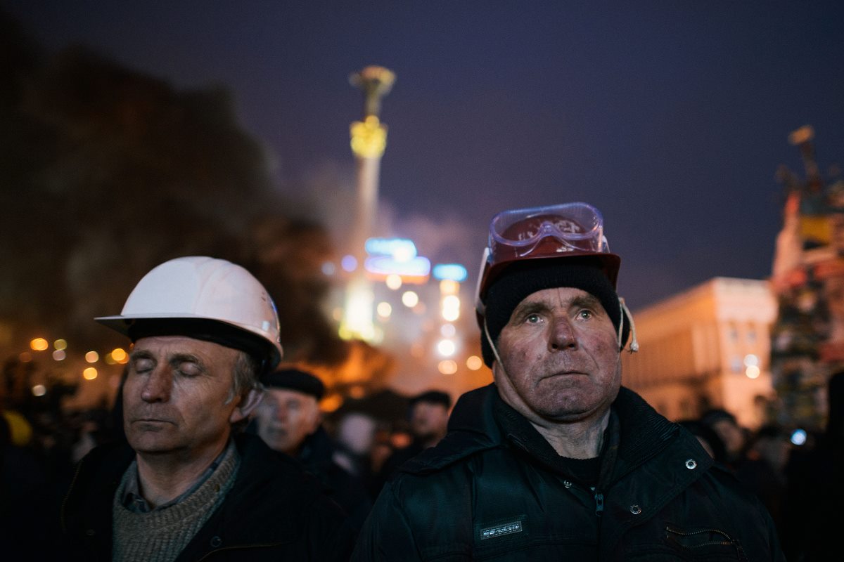 Am Abend des 19. Februar auf dem Maidan / Jacob Balzani Lööv, n-ost / zur gesamten Bildstrecke