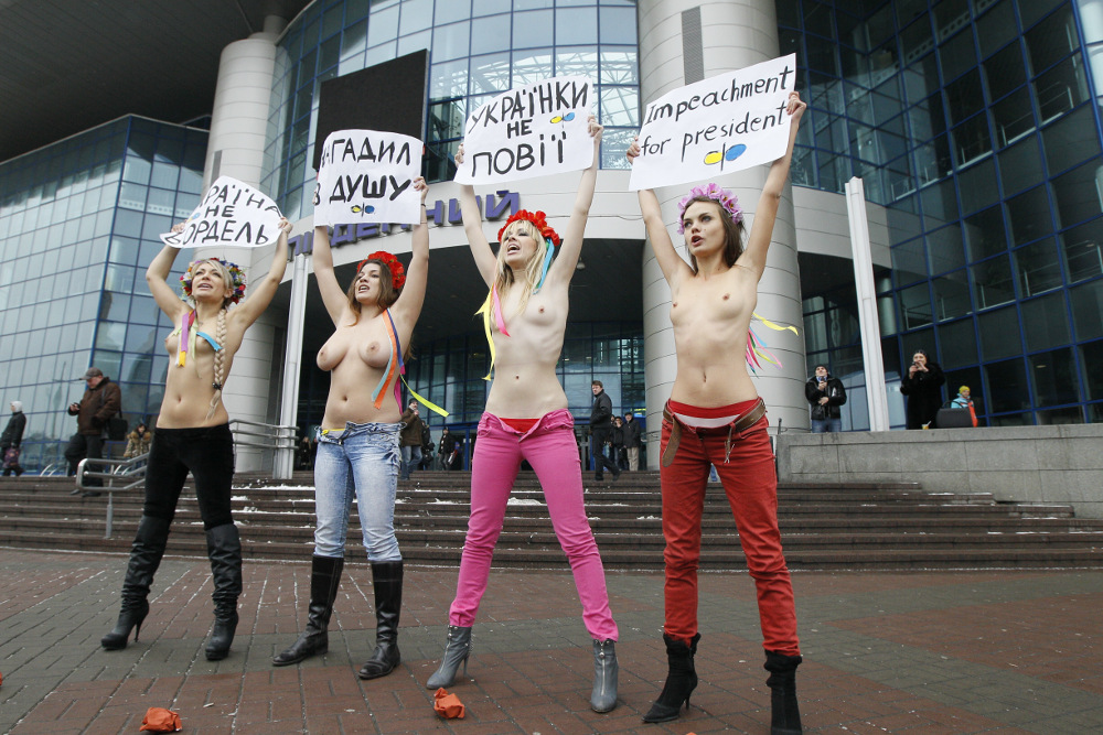 Femens spektakuläre Nacktprotestaktionen: „Aufmerksamkeit zu erzeugen, ist das Wichtigste“, sagen sie. / Femen