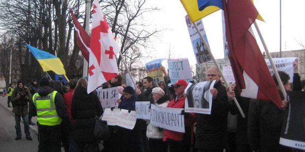 Demonstration in Riga gegen die Annexion der Krim / Birgit Johannsmeier, n-ost