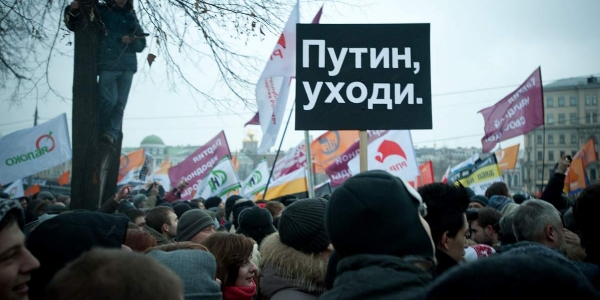 Die Demonstranten waren sich einig, Russlands Politik sollte nicht mehr von Vladimir Putin bestimmt werden / Nikolai Krinner, n-ost