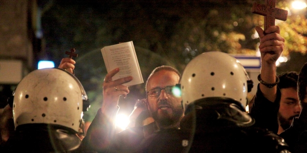 Proteste gegen die Ausstellung in Belgrad / Constanze Flamme, n-ost / Weitere Bilder zu diesem Thema in der&nbsp; n-ost Bilddatenbank