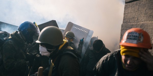 Kämpfende Demonstranten gestern vor dem ukrainischen Parlament&nbsp; / Jacob Balzani Lööv, n-ost